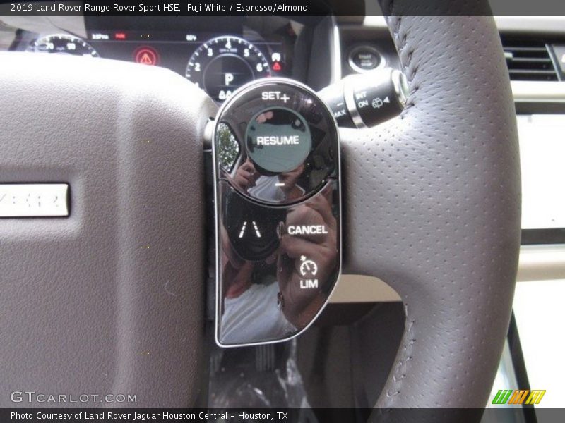  2019 Range Rover Sport HSE Steering Wheel
