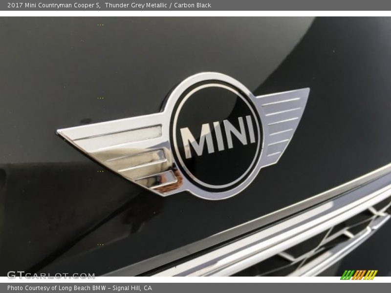 Thunder Grey Metallic / Carbon Black 2017 Mini Countryman Cooper S