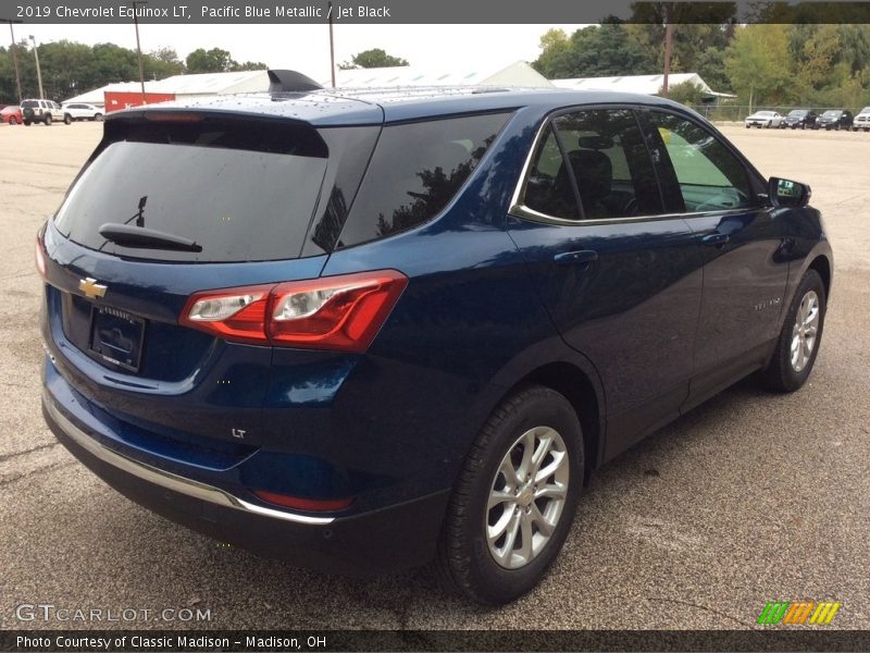 Pacific Blue Metallic / Jet Black 2019 Chevrolet Equinox LT