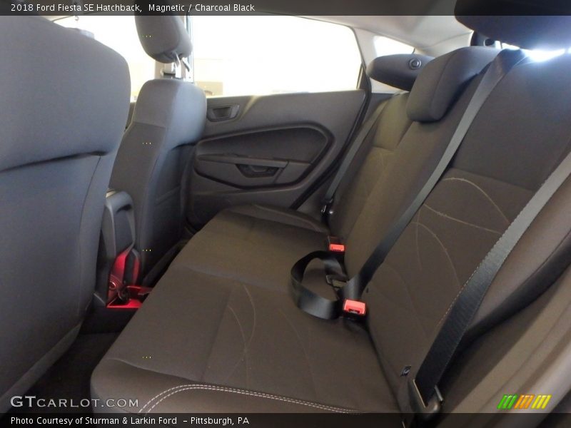 Magnetic / Charcoal Black 2018 Ford Fiesta SE Hatchback