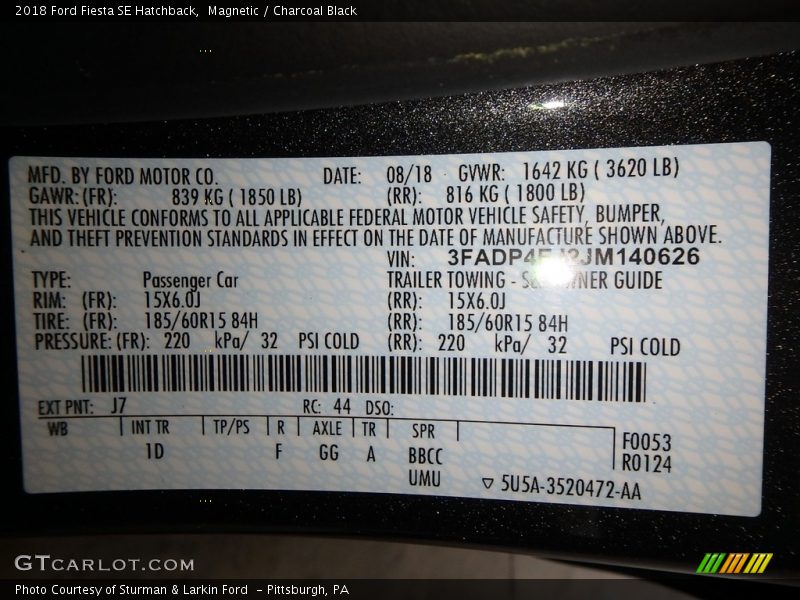 Magnetic / Charcoal Black 2018 Ford Fiesta SE Hatchback