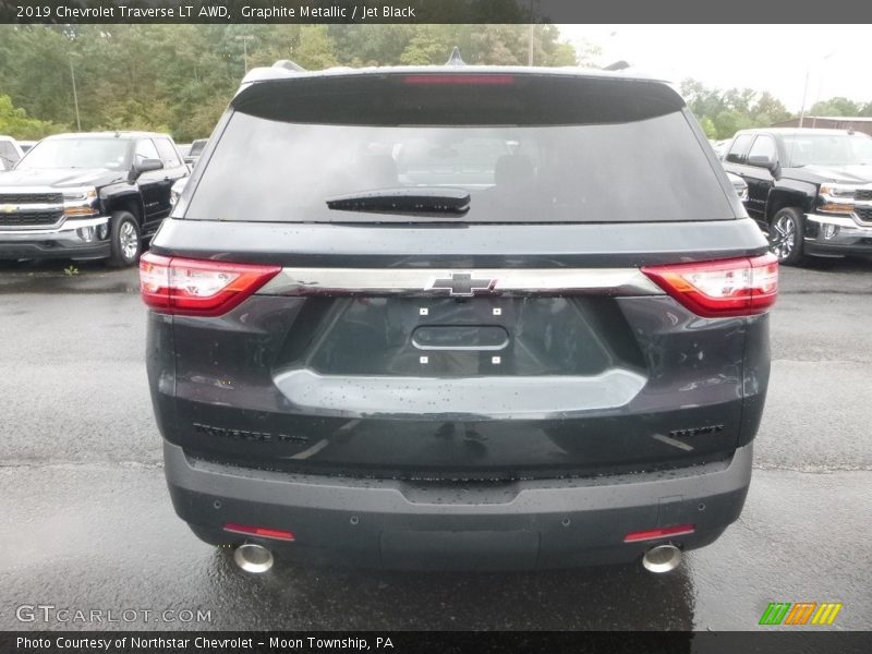 Graphite Metallic / Jet Black 2019 Chevrolet Traverse LT AWD