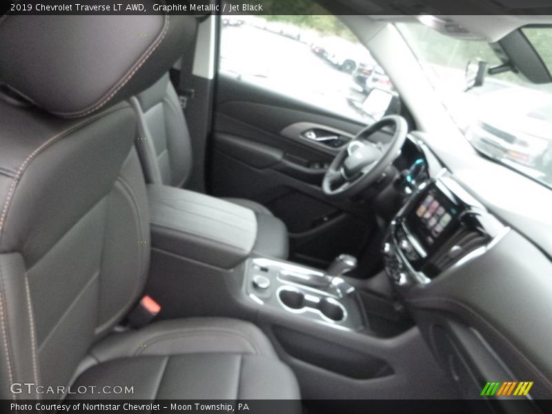 Graphite Metallic / Jet Black 2019 Chevrolet Traverse LT AWD
