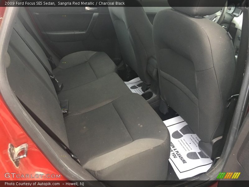 Sangria Red Metallic / Charcoal Black 2009 Ford Focus SES Sedan