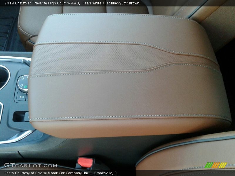 Pearl White / Jet Black/Loft Brown 2019 Chevrolet Traverse High Country AWD