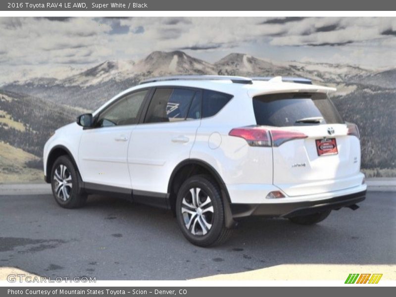 Super White / Black 2016 Toyota RAV4 LE AWD