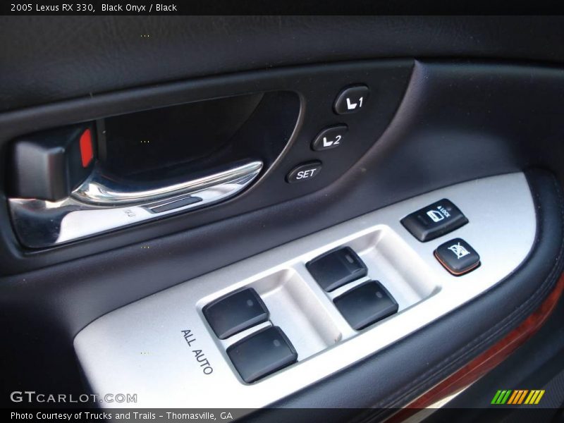Black Onyx / Black 2005 Lexus RX 330