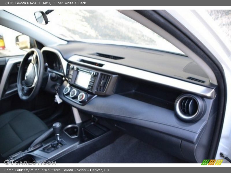 Super White / Black 2016 Toyota RAV4 LE AWD