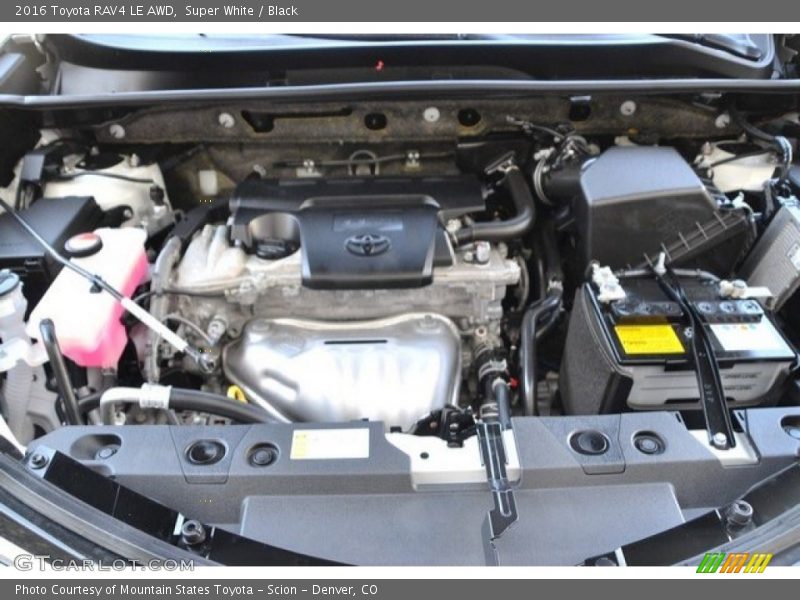Super White / Black 2016 Toyota RAV4 LE AWD