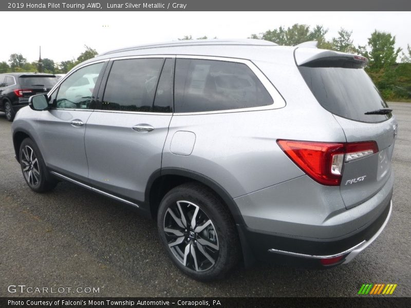 Lunar Silver Metallic / Gray 2019 Honda Pilot Touring AWD