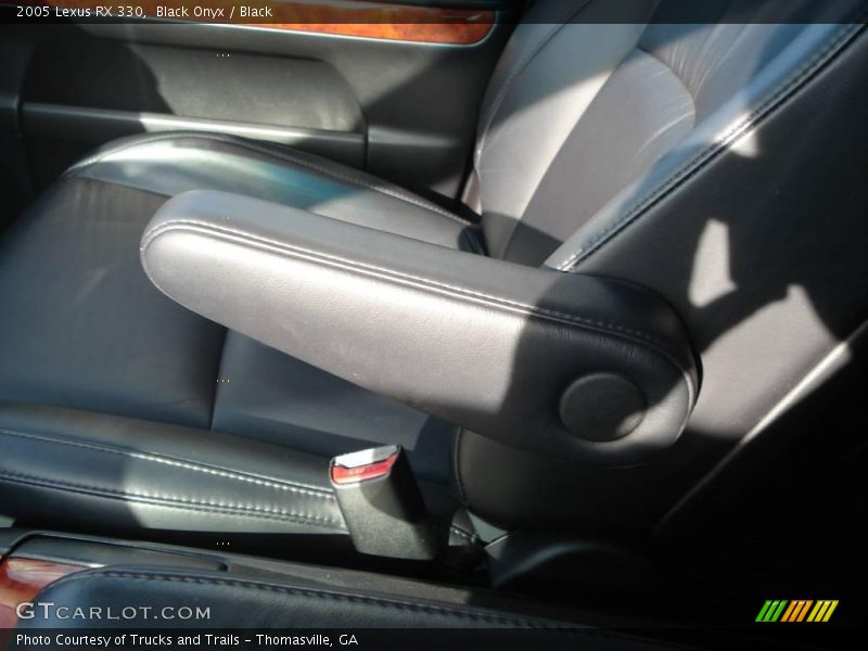 Black Onyx / Black 2005 Lexus RX 330