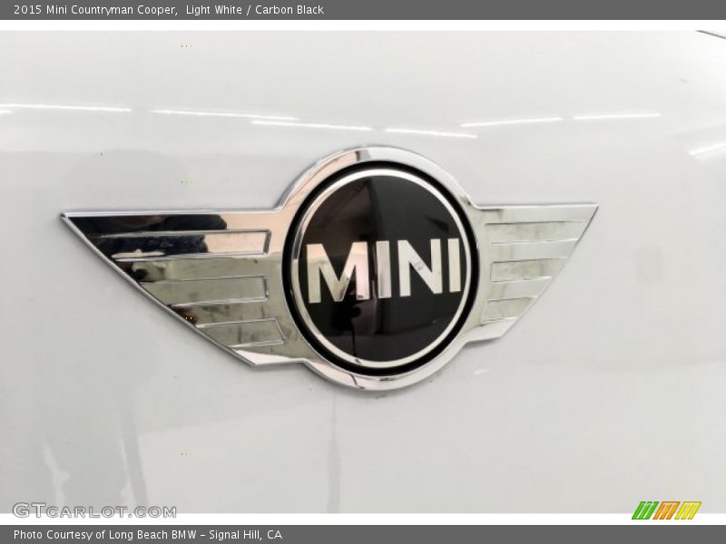 Light White / Carbon Black 2015 Mini Countryman Cooper