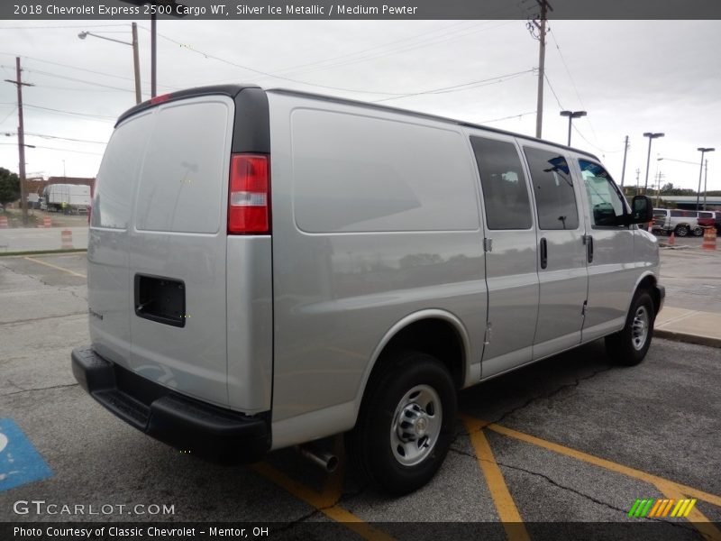 Silver Ice Metallic / Medium Pewter 2018 Chevrolet Express 2500 Cargo WT