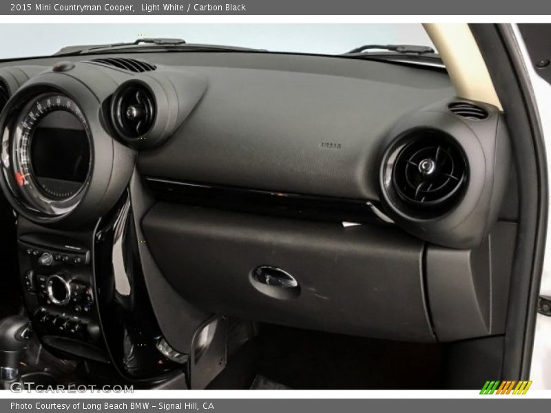 Light White / Carbon Black 2015 Mini Countryman Cooper