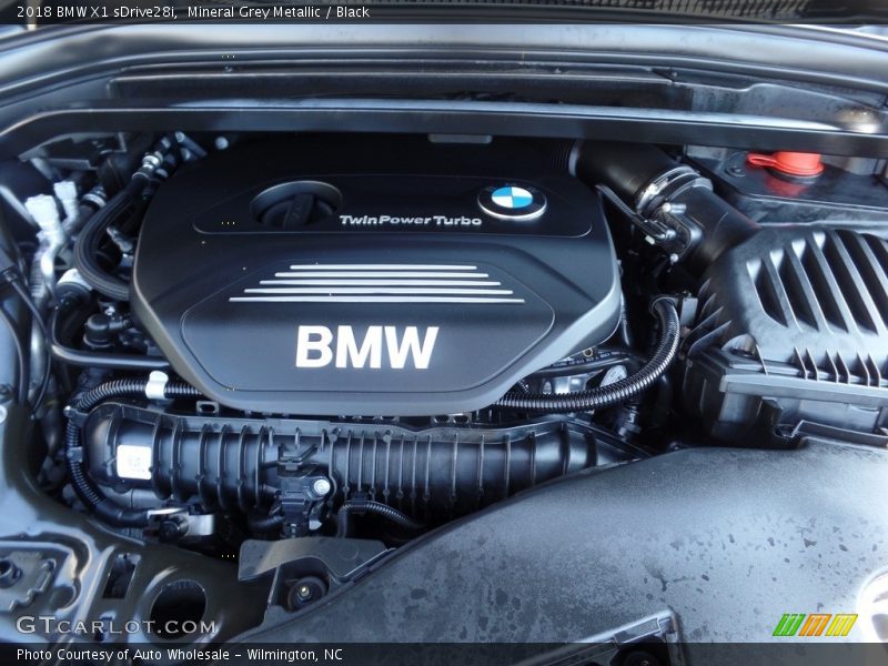 Mineral Grey Metallic / Black 2018 BMW X1 sDrive28i