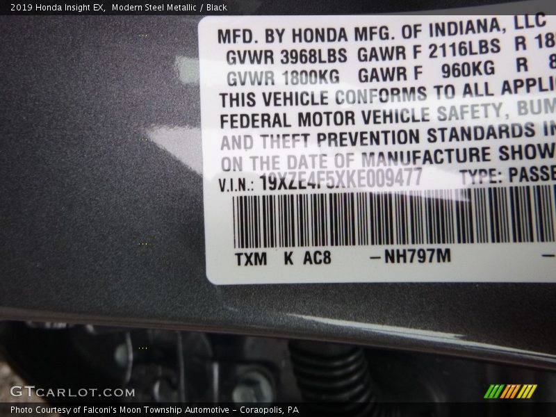 Modern Steel Metallic / Black 2019 Honda Insight EX