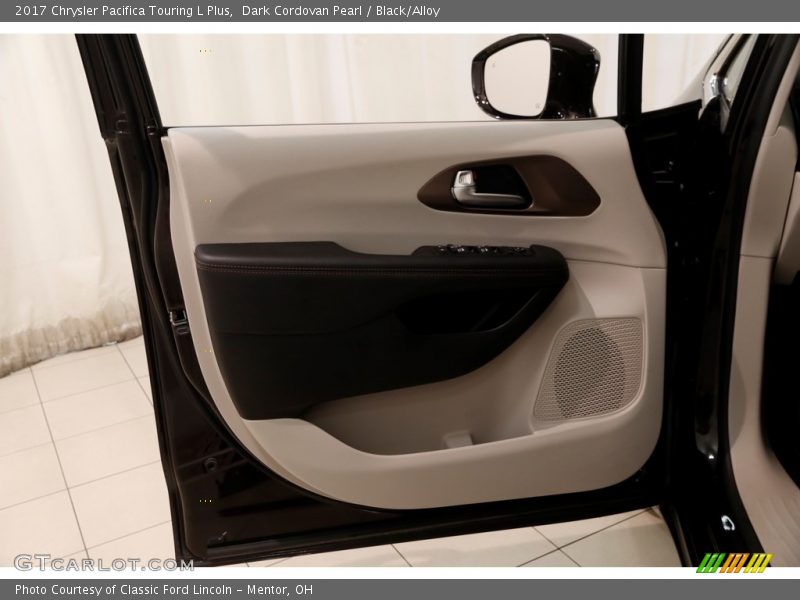 Dark Cordovan Pearl / Black/Alloy 2017 Chrysler Pacifica Touring L Plus