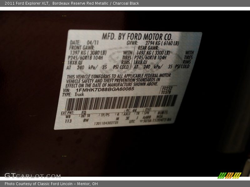 Bordeaux Reserve Red Metallic / Charcoal Black 2011 Ford Explorer XLT
