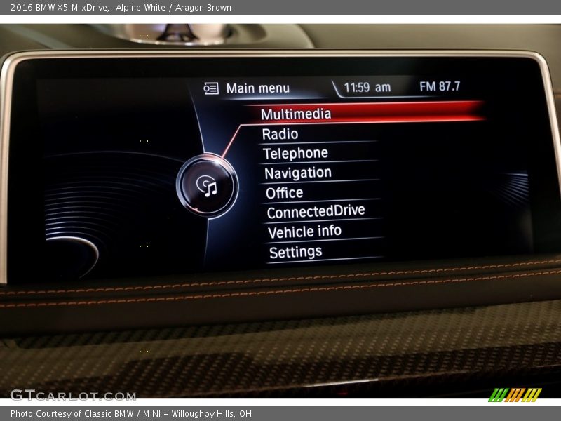 Alpine White / Aragon Brown 2016 BMW X5 M xDrive