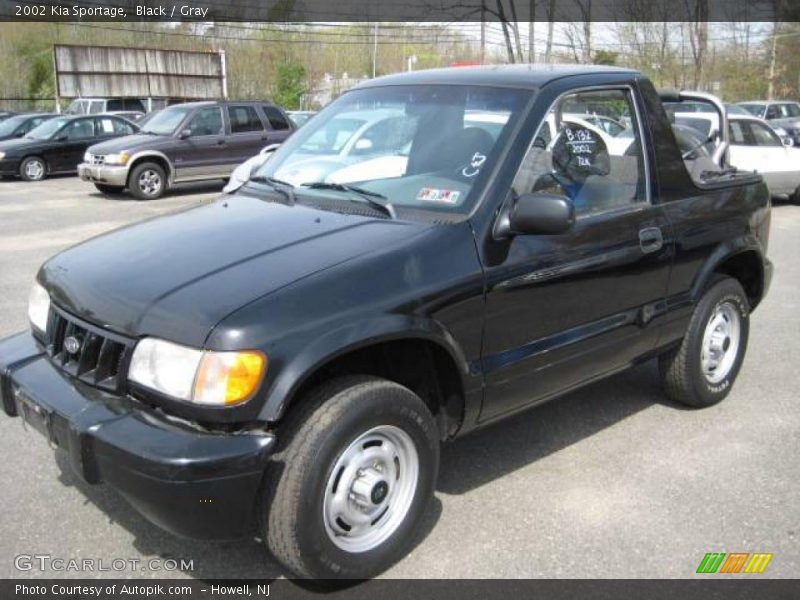 Black / Gray 2002 Kia Sportage