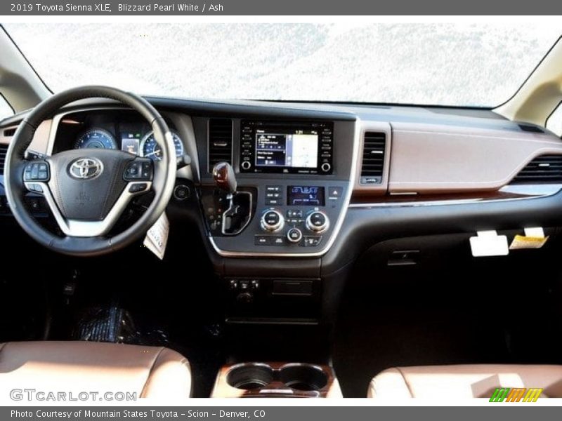 Blizzard Pearl White / Ash 2019 Toyota Sienna XLE