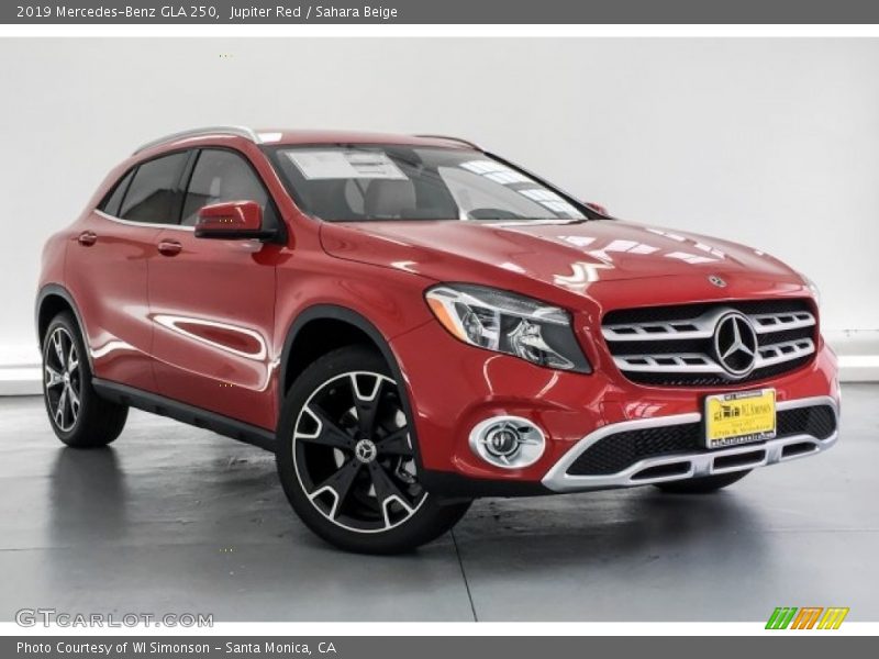 Jupiter Red / Sahara Beige 2019 Mercedes-Benz GLA 250