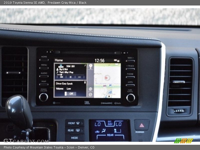 Controls of 2019 Sienna SE AWD