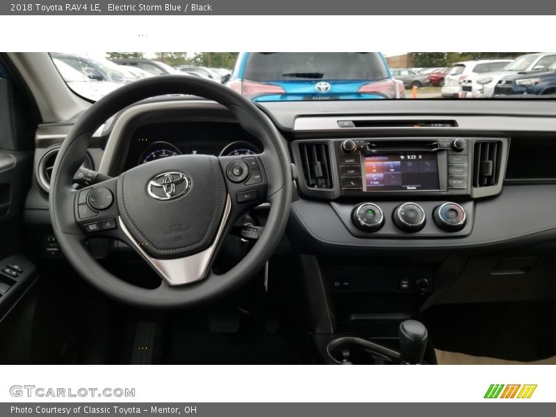 Electric Storm Blue / Black 2018 Toyota RAV4 LE