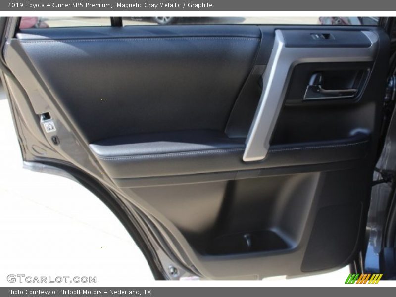 Magnetic Gray Metallic / Graphite 2019 Toyota 4Runner SR5 Premium