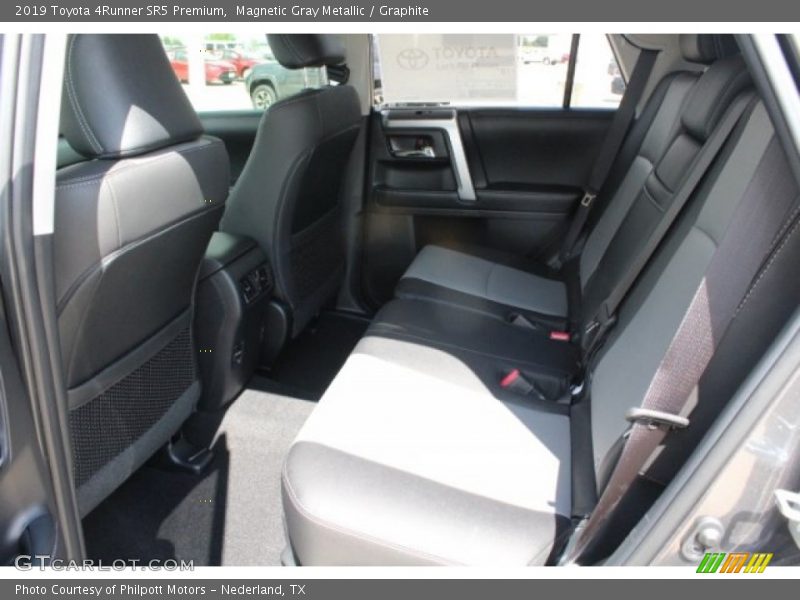 Magnetic Gray Metallic / Graphite 2019 Toyota 4Runner SR5 Premium