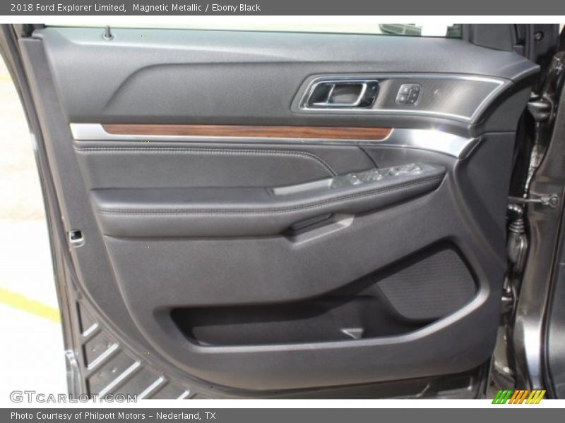Magnetic Metallic / Ebony Black 2018 Ford Explorer Limited