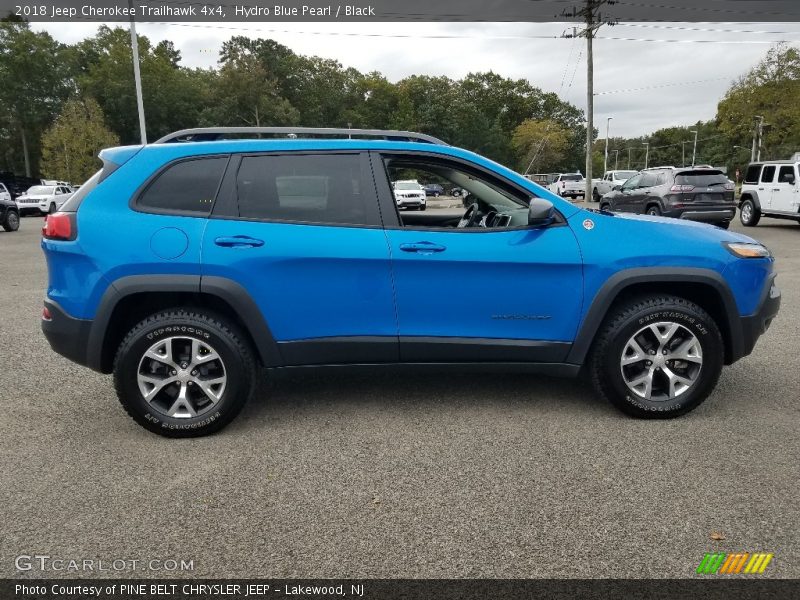  2018 Cherokee Trailhawk 4x4 Hydro Blue Pearl