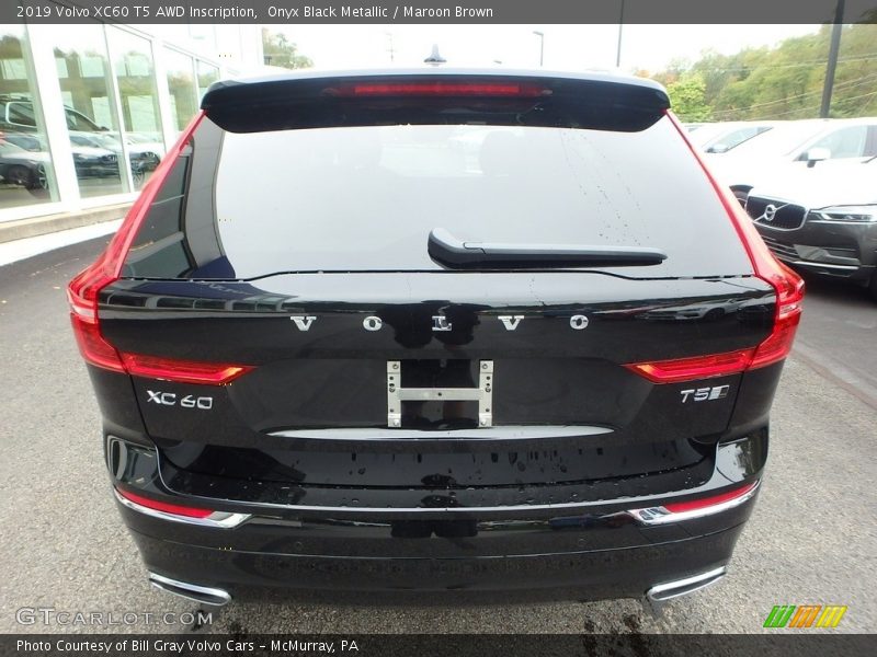 Onyx Black Metallic / Maroon Brown 2019 Volvo XC60 T5 AWD Inscription