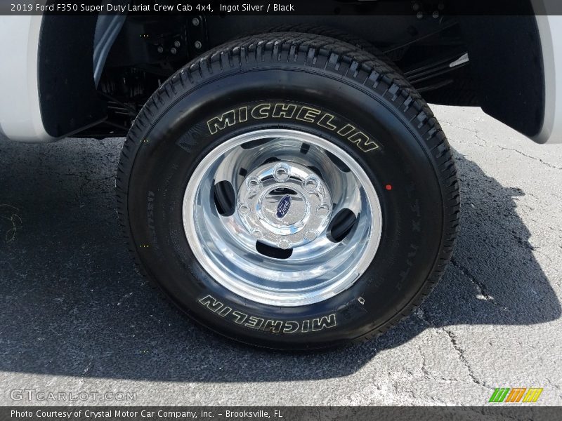  2019 F350 Super Duty Lariat Crew Cab 4x4 Wheel