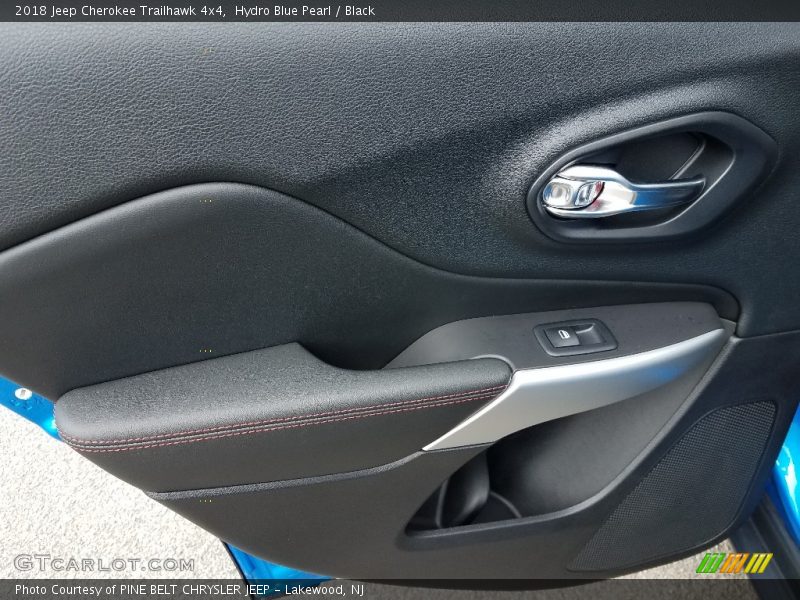 Hydro Blue Pearl / Black 2018 Jeep Cherokee Trailhawk 4x4