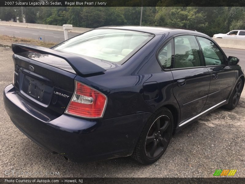 Regal Blue Pearl / Ivory 2007 Subaru Legacy 2.5i Sedan