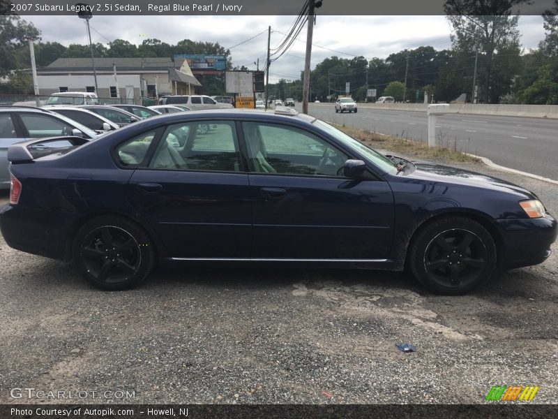 Regal Blue Pearl / Ivory 2007 Subaru Legacy 2.5i Sedan