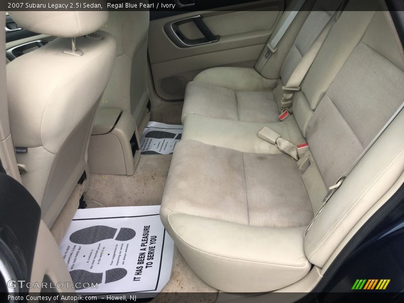 Regal Blue Pearl / Ivory 2007 Subaru Legacy 2.5i Sedan