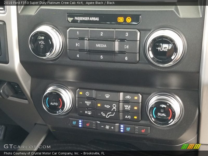 Agate Black / Black 2019 Ford F350 Super Duty Platinum Crew Cab 4x4