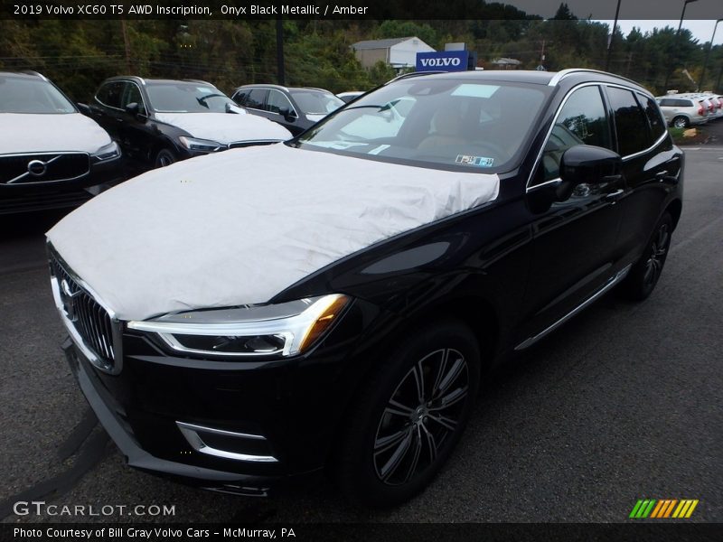 Onyx Black Metallic / Amber 2019 Volvo XC60 T5 AWD Inscription