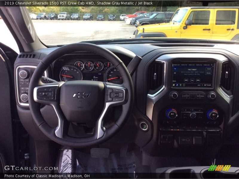 Shadow Gray Metallic / Jet Black 2019 Chevrolet Silverado 1500 RST Crew Cab 4WD