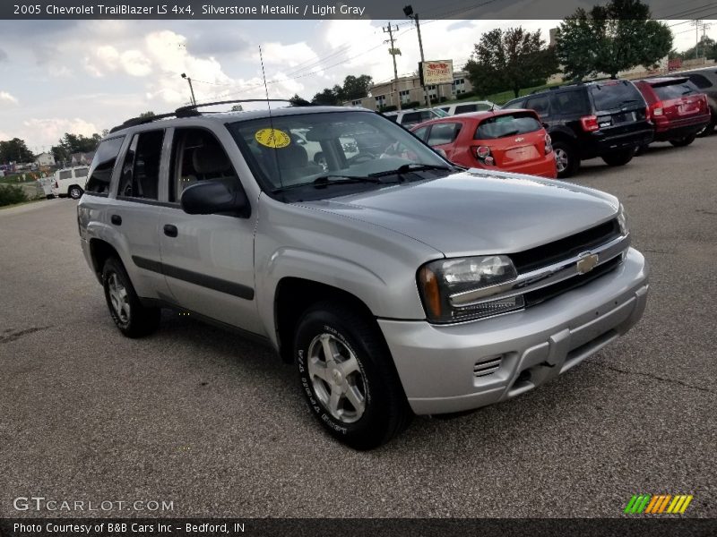 Silverstone Metallic / Light Gray 2005 Chevrolet TrailBlazer LS 4x4