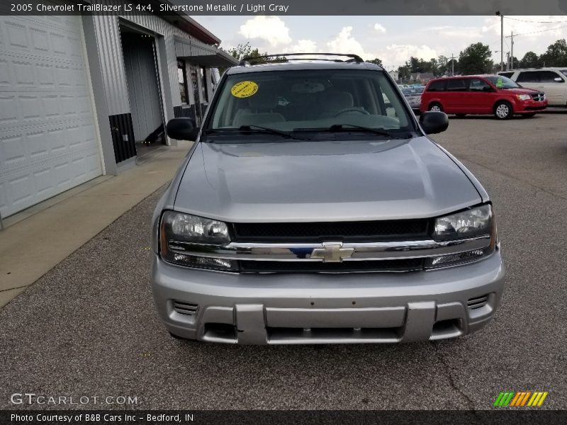 Silverstone Metallic / Light Gray 2005 Chevrolet TrailBlazer LS 4x4
