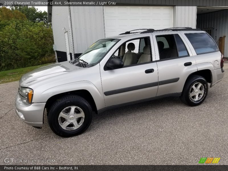 Silverstone Metallic / Light Gray 2005 Chevrolet TrailBlazer LS 4x4
