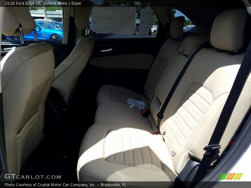 Oxford White / Dune 2018 Ford Edge SE
