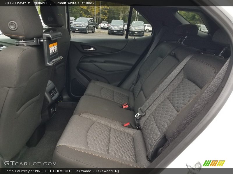 Summit White / Jet Black 2019 Chevrolet Equinox LT