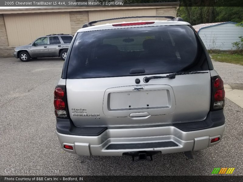 Silverstone Metallic / Light Gray 2005 Chevrolet TrailBlazer LS 4x4