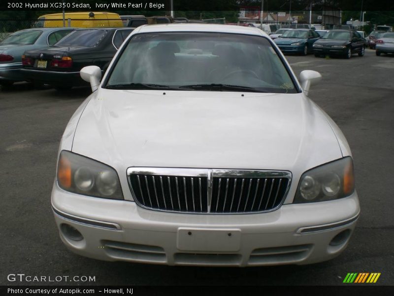 Ivory White Pearl / Beige 2002 Hyundai XG350 Sedan