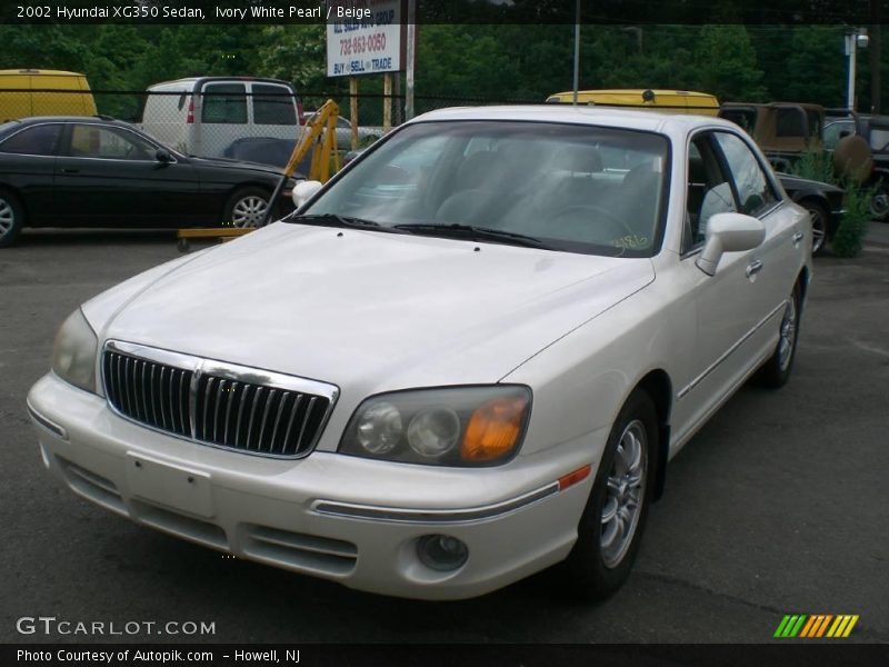 Ivory White Pearl / Beige 2002 Hyundai XG350 Sedan