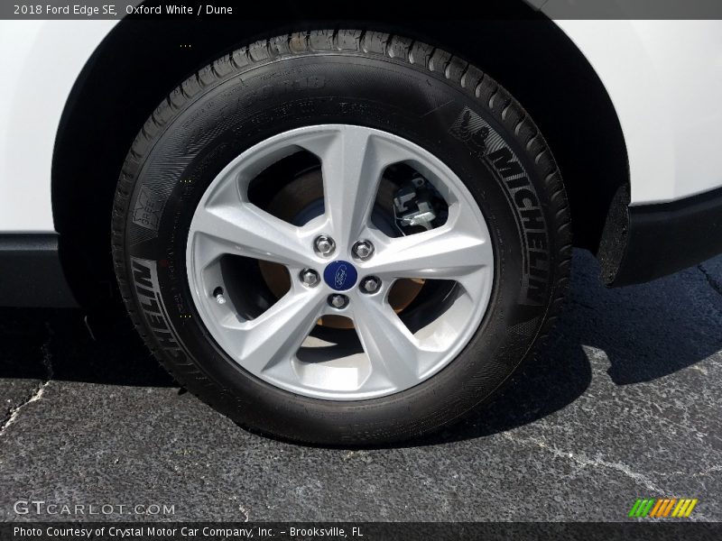Oxford White / Dune 2018 Ford Edge SE